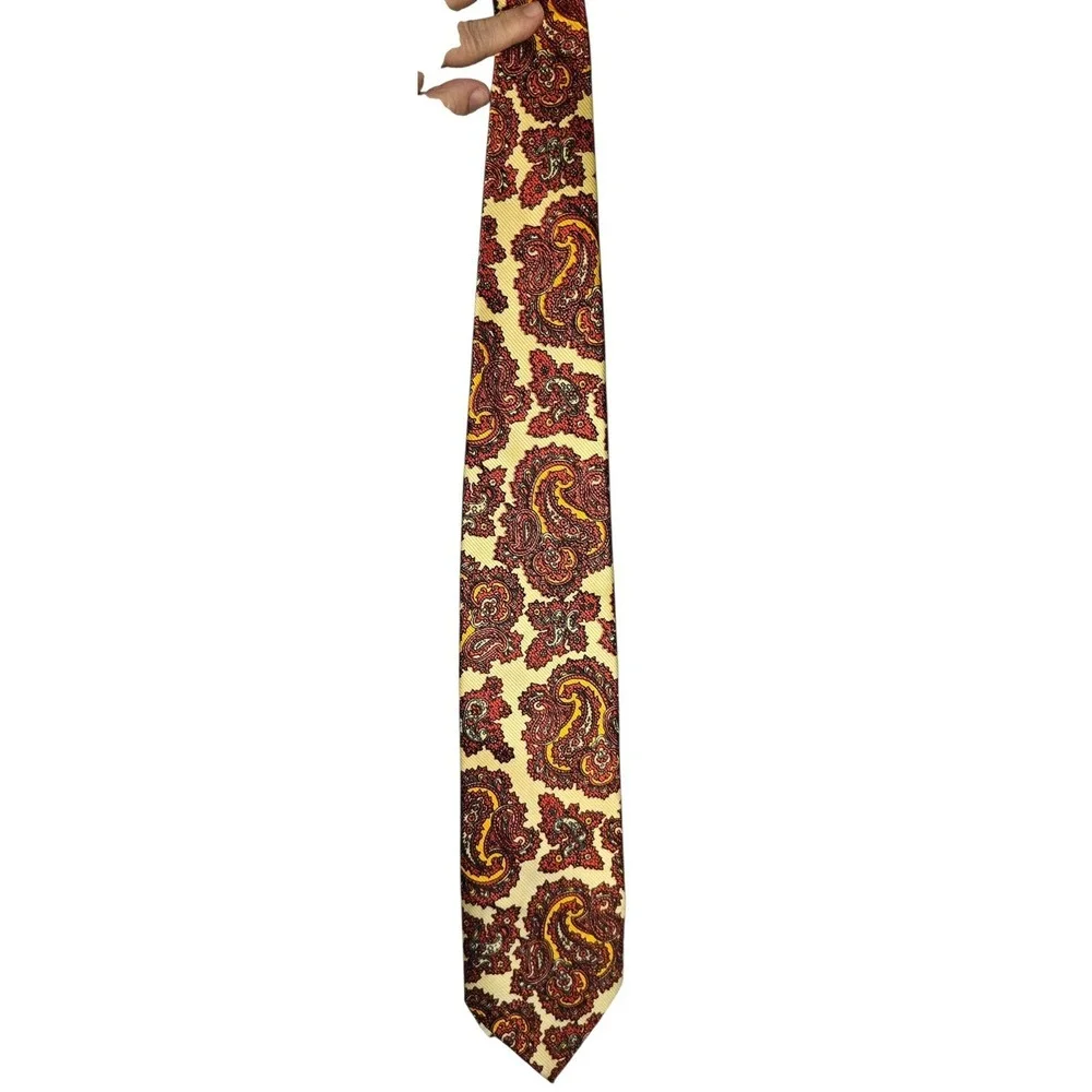 Vintage 70s Kelly 1‎ Paisley Neck Tie USA Made Bright Funky Colorful Statement